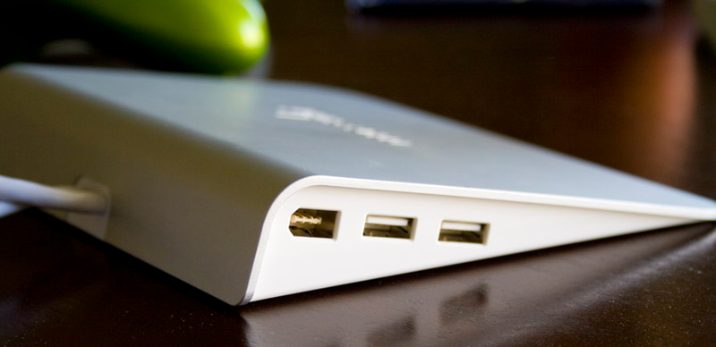 Illustration for article titled iLynx USB/Firewire Hub Review